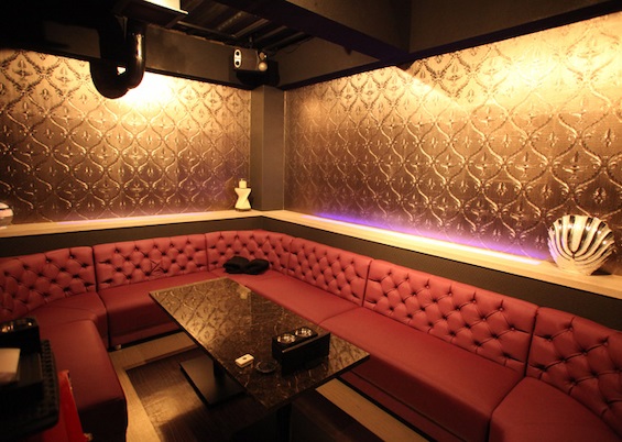 CLUB KiJiMUNA（キジムナ）の店内写真3