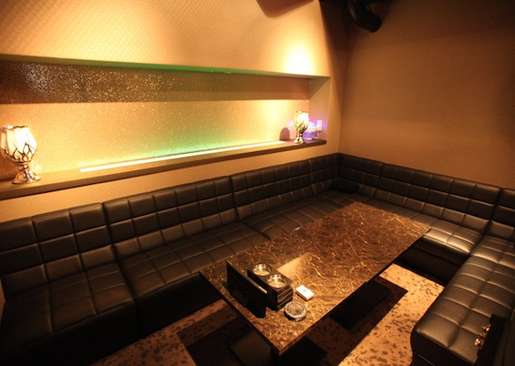 CLUB KiJiMUNA（キジムナ）の店内写真4