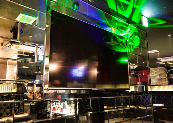 CLUB GENESIS(ジェネシス)の店内写真2