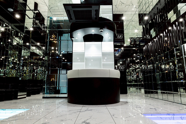 THE CLUB OSAKA（ザクラブオオサカ）の店内写真2