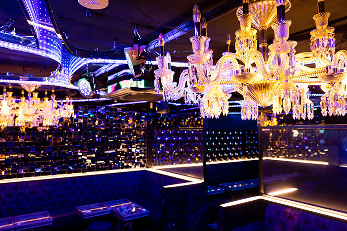 Dear’s B-N/S（ディアーズビーナス）の店内写真4